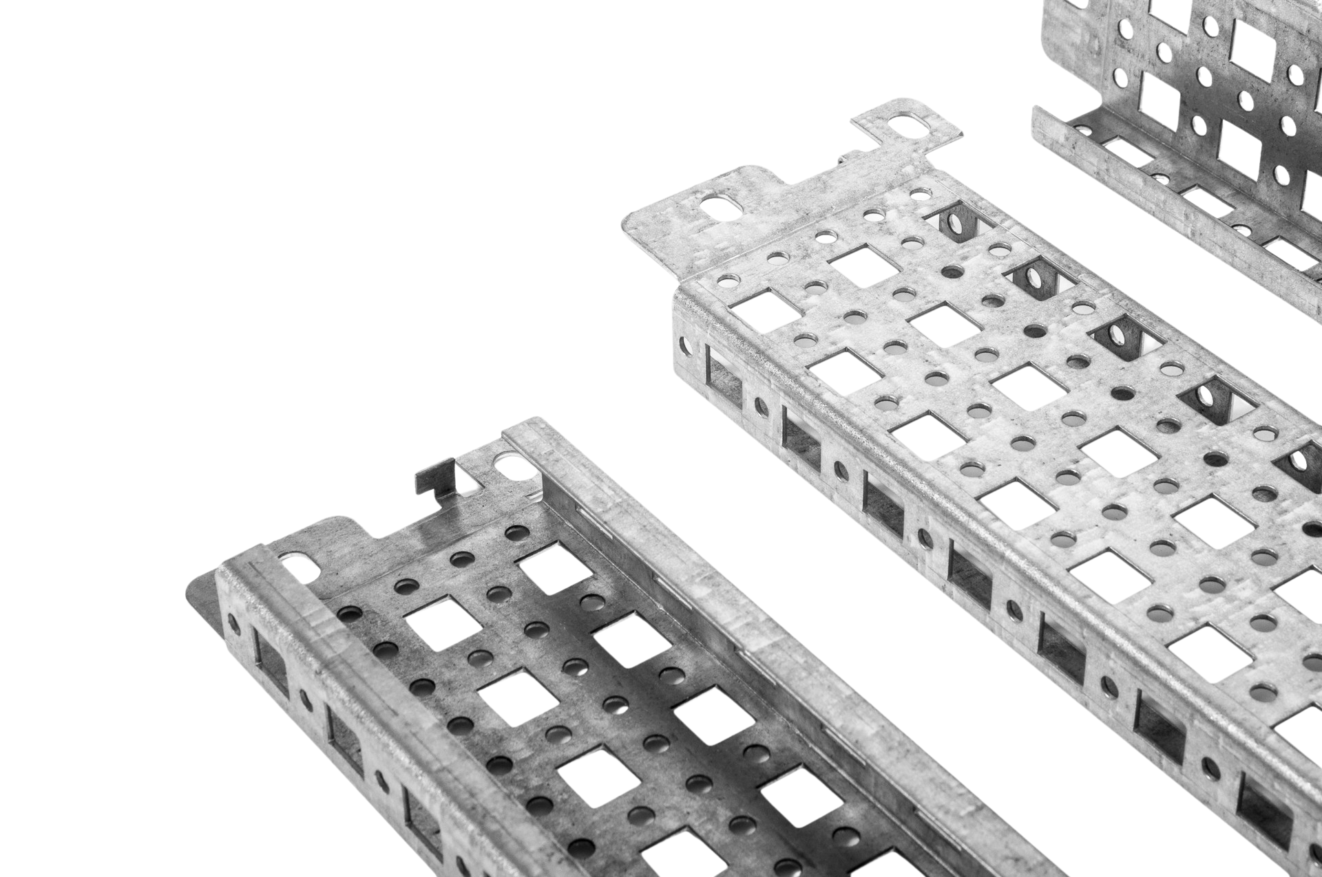 Профиль монтажный 23х73 для шкафов EMS ширина/глубина 600 мм. от ЦМО