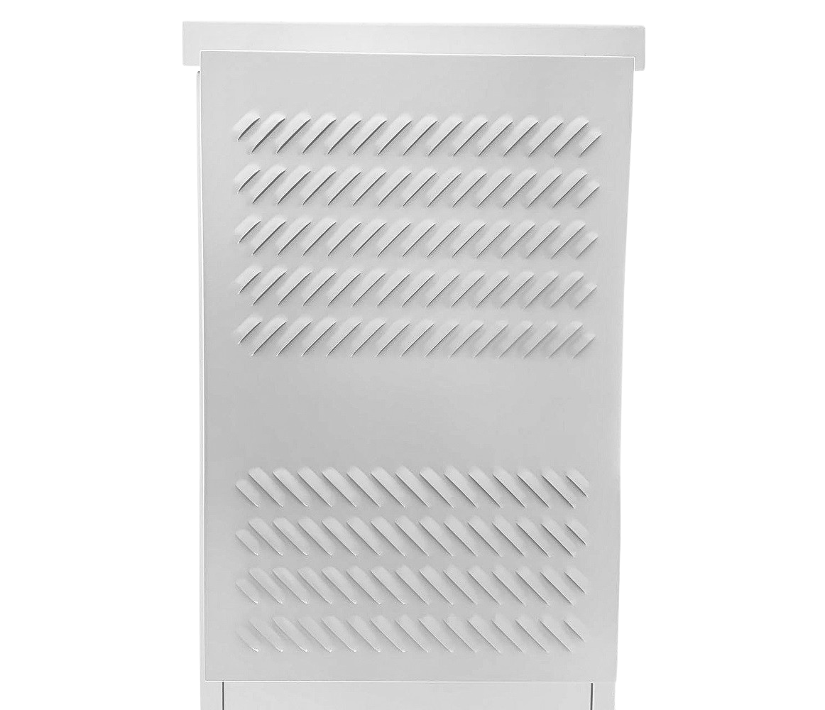 Шкаф уличный всепогодный напольный укомплектованный 18U (Ш700 × Г900), комплектация ТК-IP55 от ЦМО