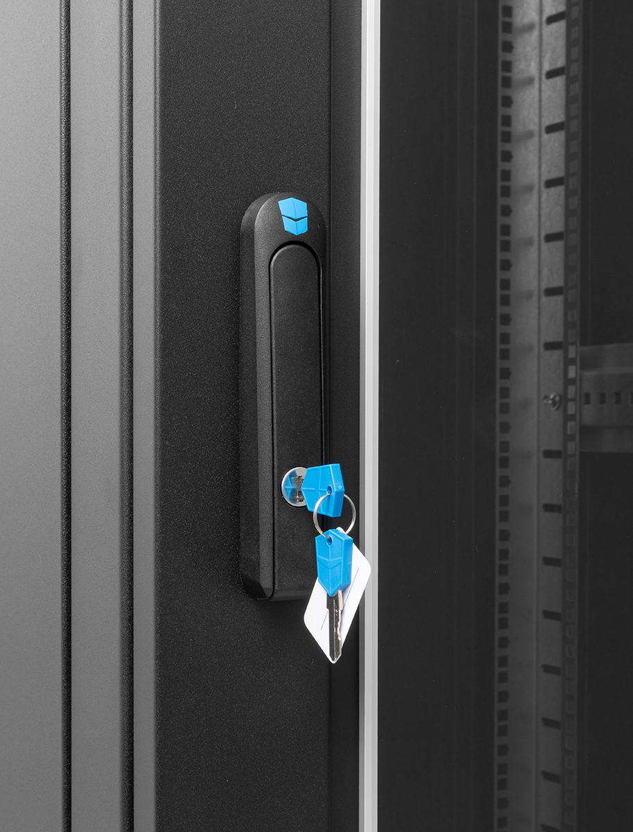 Шкаф телекоммуникационный напольный 30U (600 × 800) дверь стекло, чёрный