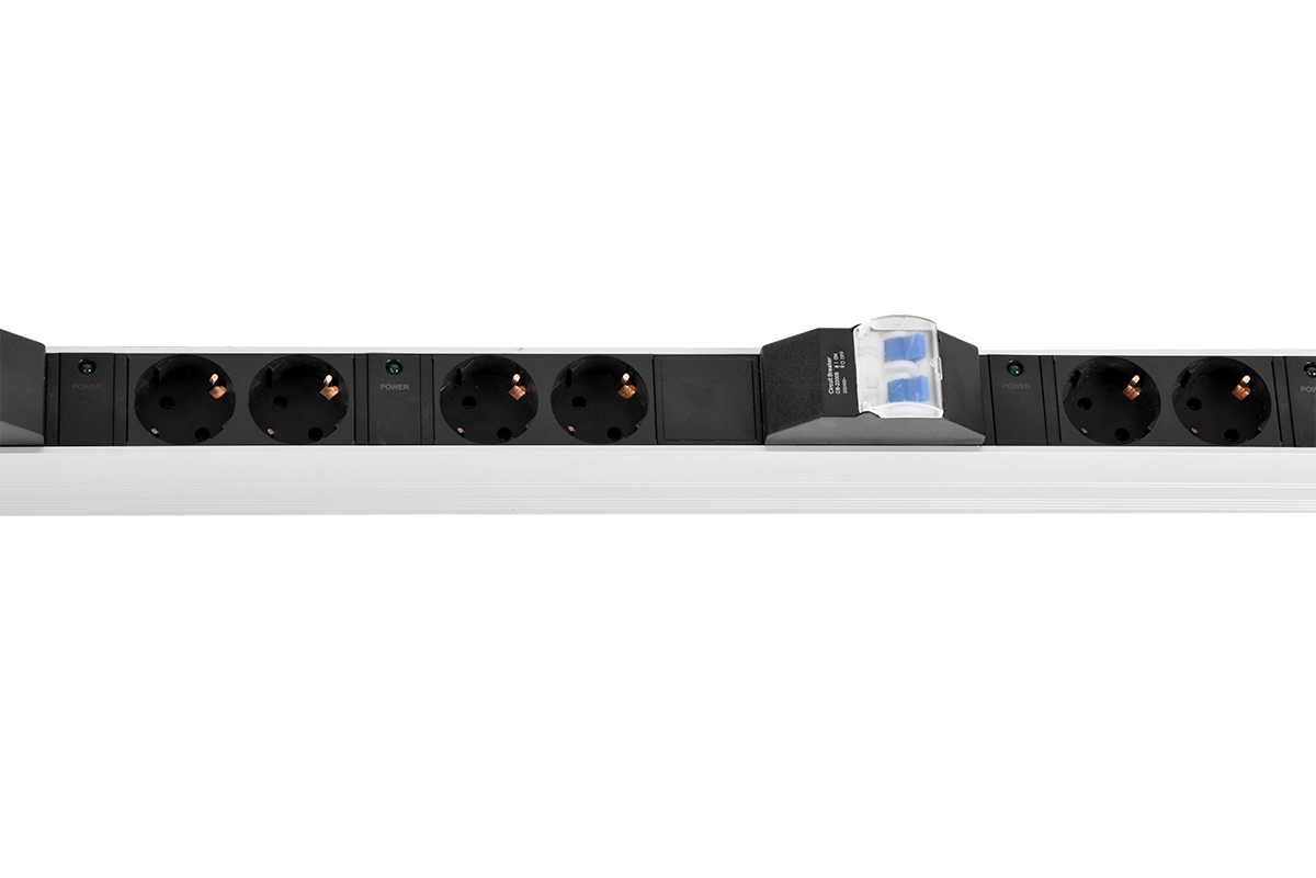 Упр. верт. блок розеток с монит. Rem-MC1 4х2 S, 2x3 С13, 2x2 С19, 32A, алюм., 42-48U, колодка от ЦМО