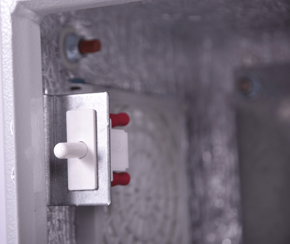 Шкаф ЭКОНОМ уличный всепогодный настенный укомплектованный (В300 × Ш300 × Г210),комплектация T1-IP54 от ЦМО