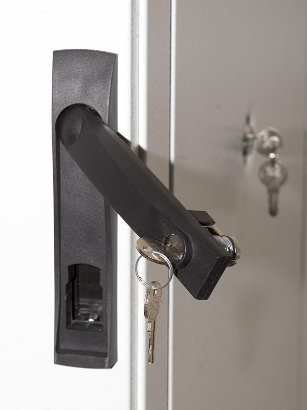 Шкаф серверный напольный 45U (600 × 1200) дверь перфорированная 2 шт. от ЦМО