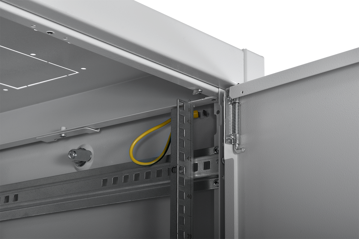 Шкаф телекоммуникационный напольный ЭКОНОМ 42U (600 × 600) дверь перфорированная 2 шт. от ЦМО