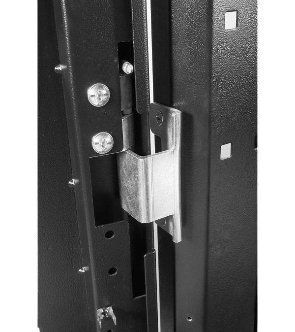 Шкаф серверный ПРОФ напольный колокейшн 46U (600 × 1200) 2 секции, дверь перф. 2 шт., чёрный,в сборе от ЦМО