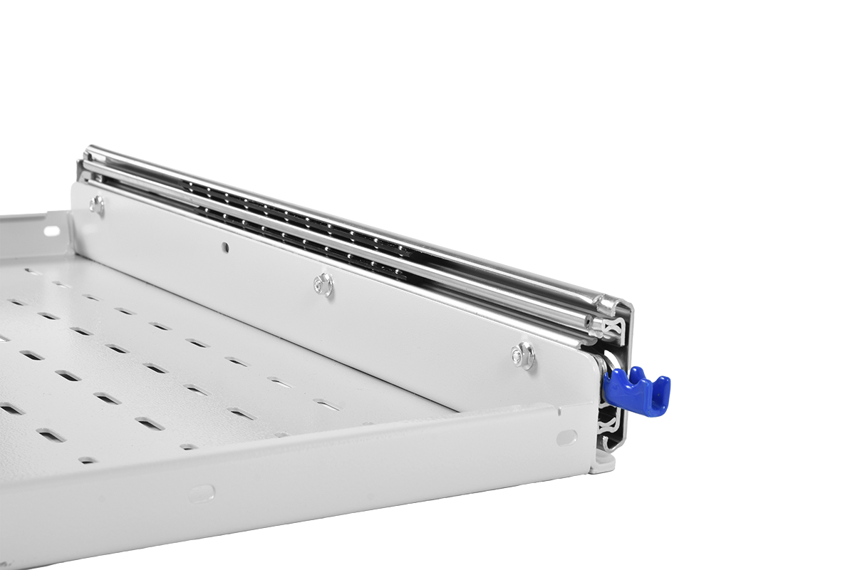 Полка усиленная с телескопическими направляющими грузоподъёмностью 150 кг, глубина 620 мм