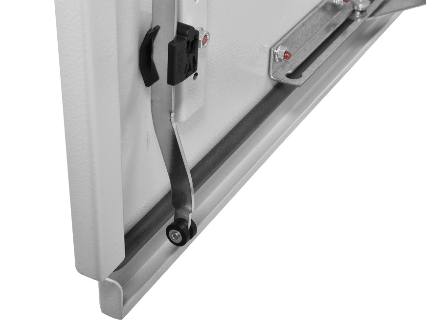 Отдельный электротехнический шкаф IP55 в сборе (В2200×Ш1200×Г400) EME с двумя дверьми, цоколь 100 мм от ЦМО