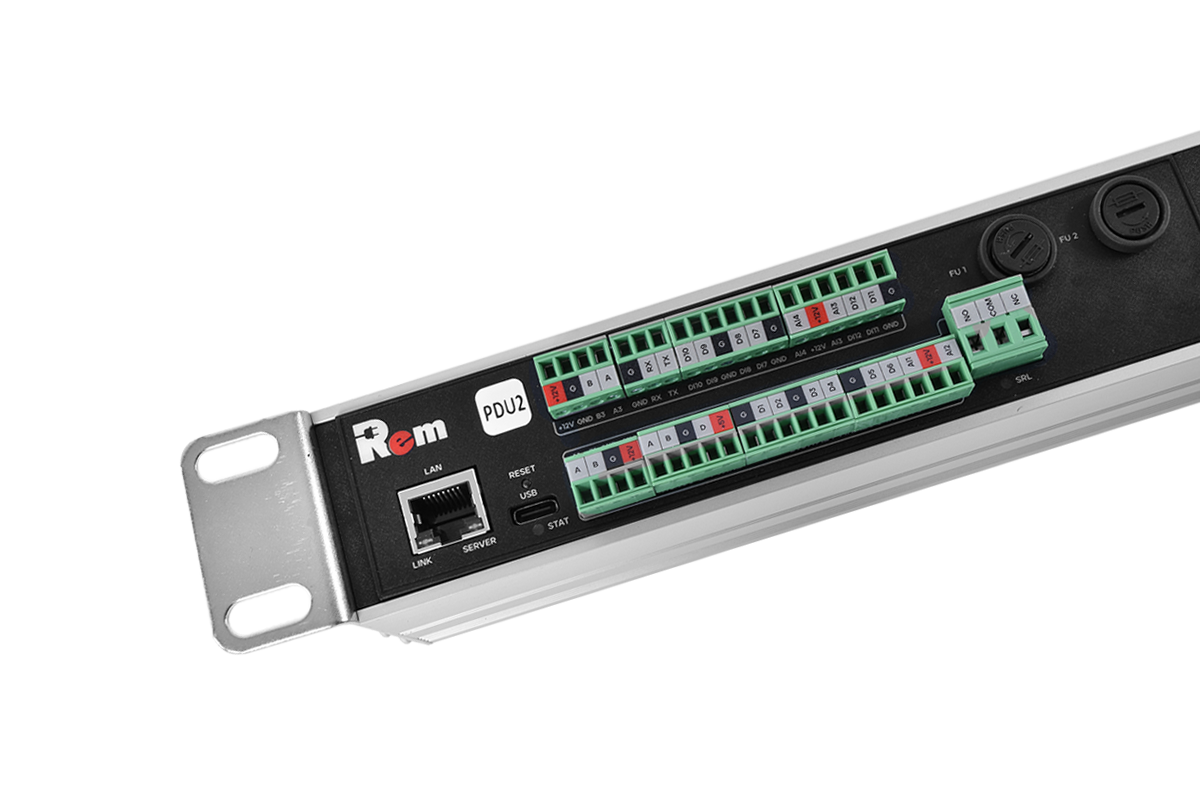 Верт блок розеток Rem-2MC, монит, измер, 3×16A, 30S, 2100мм, шнур 3м IEC309