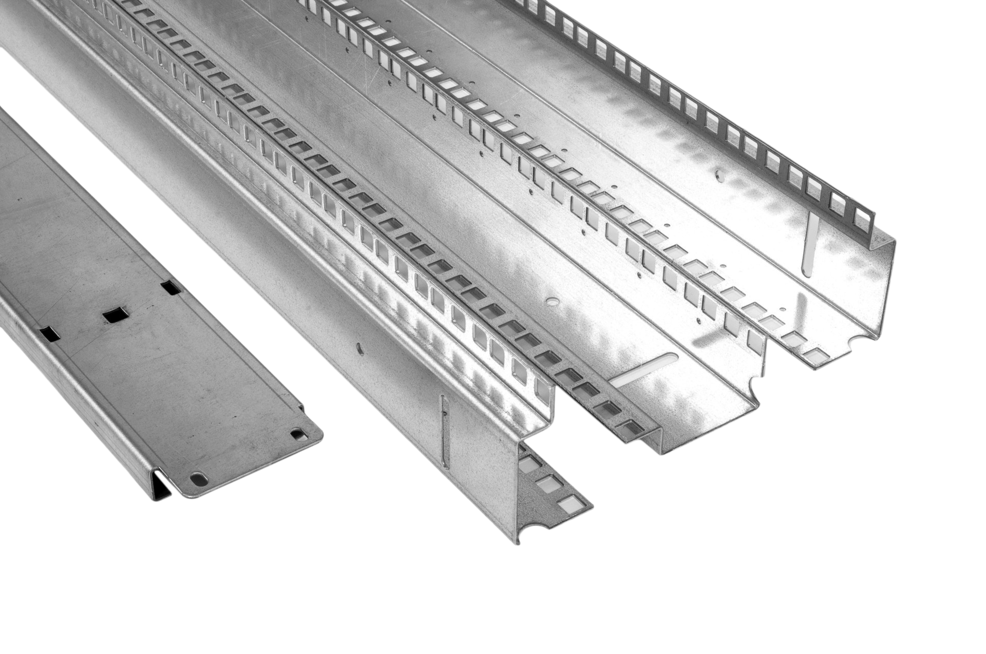 Комплект направляющих 33U для шкафов серии EMS высотой 1600 мм., шириной 800 мм. от ЦМО