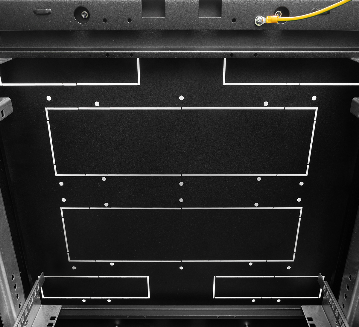 Шкаф телекоммуникационный напольный 30U (600 × 800) дверь стекло, чёрный